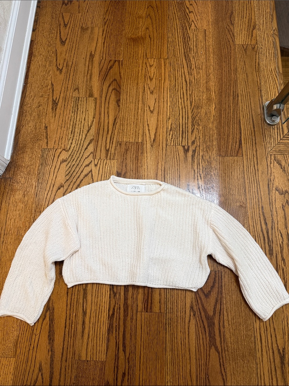 Zara Cream Cropped Crewneck Sweater